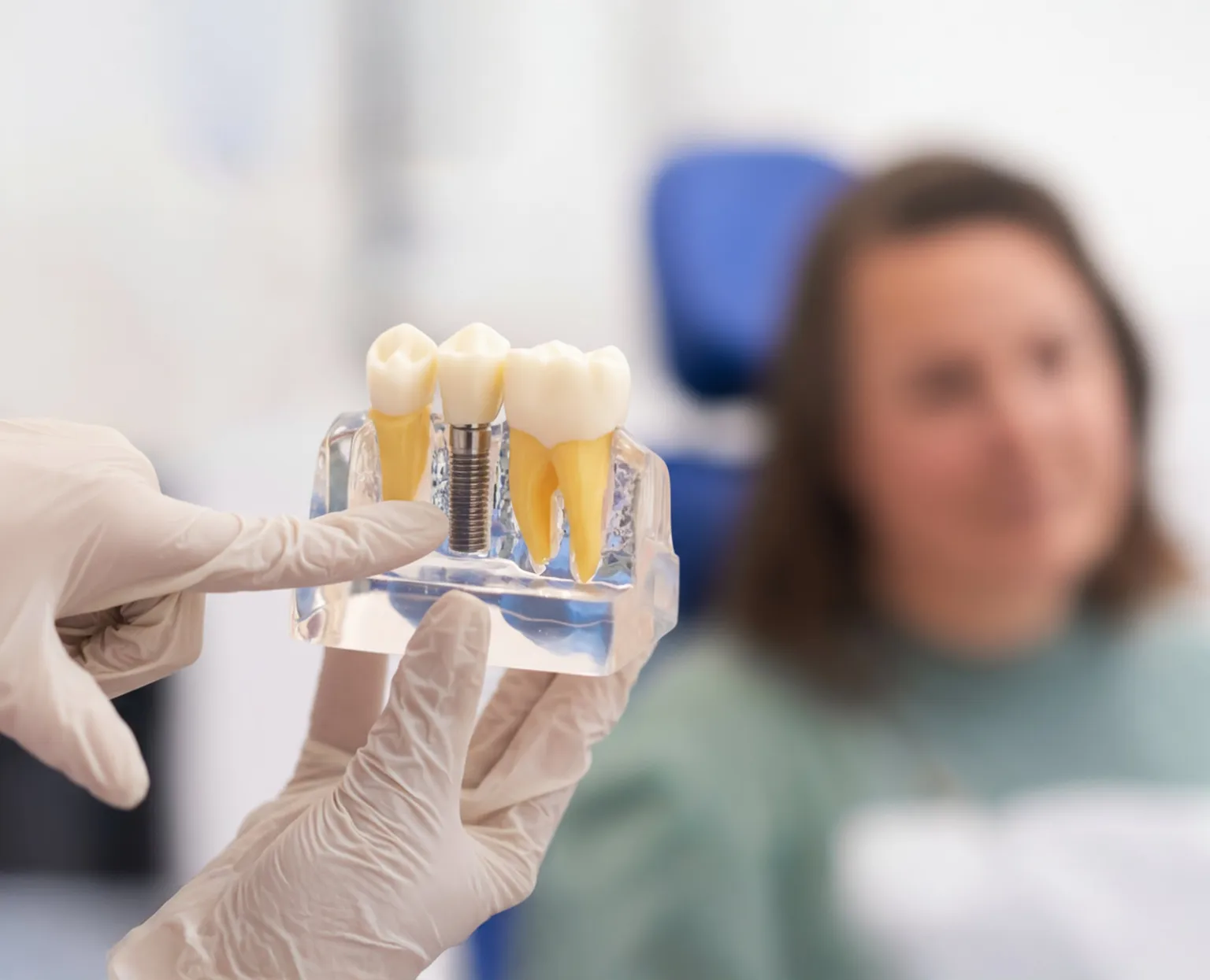 Einheilung Implantat unterstützen: Heilung gezielt fördern